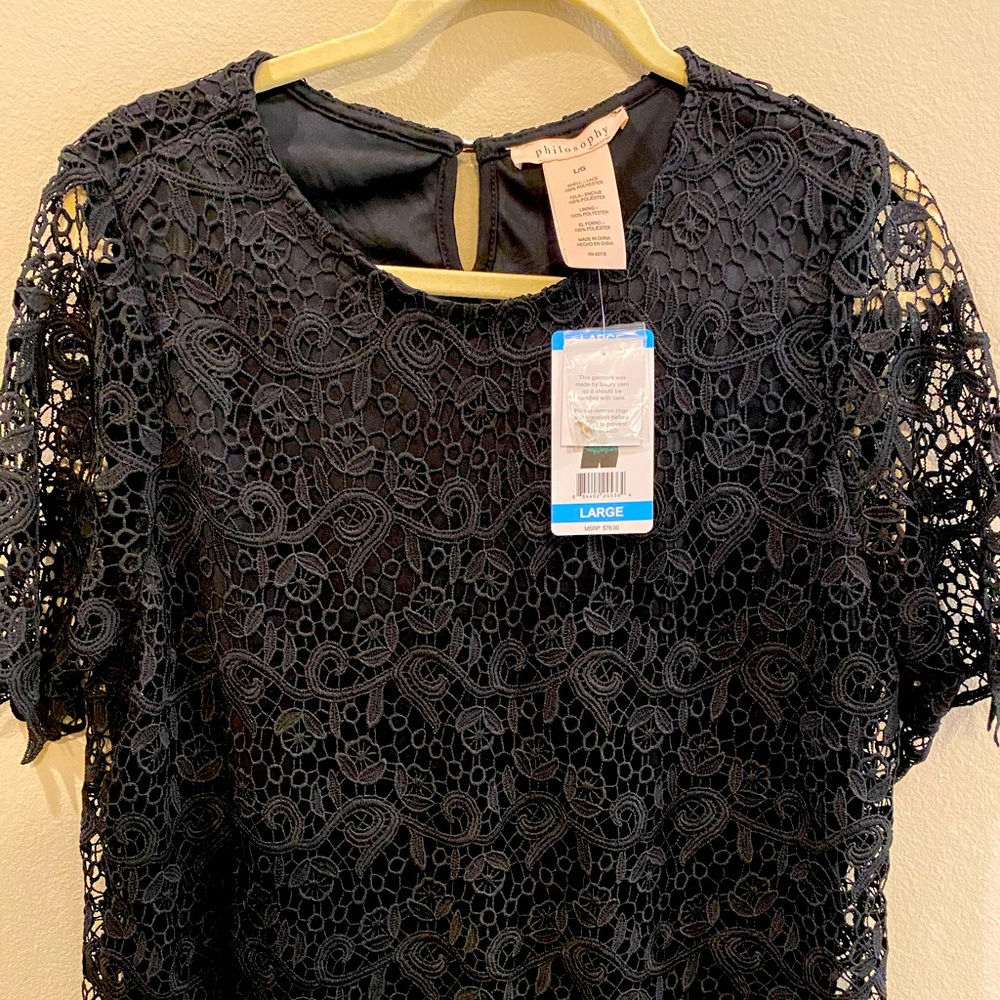 Elegant laced top